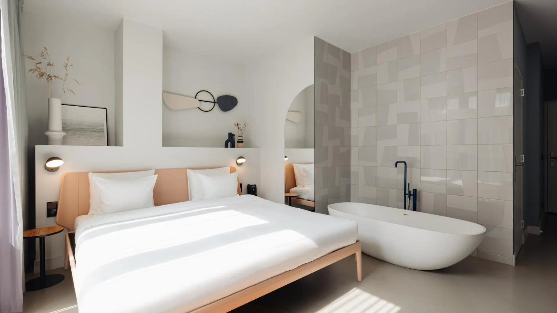 Conscious Hotel Museum Square Amsterdam 4*,  Nederland