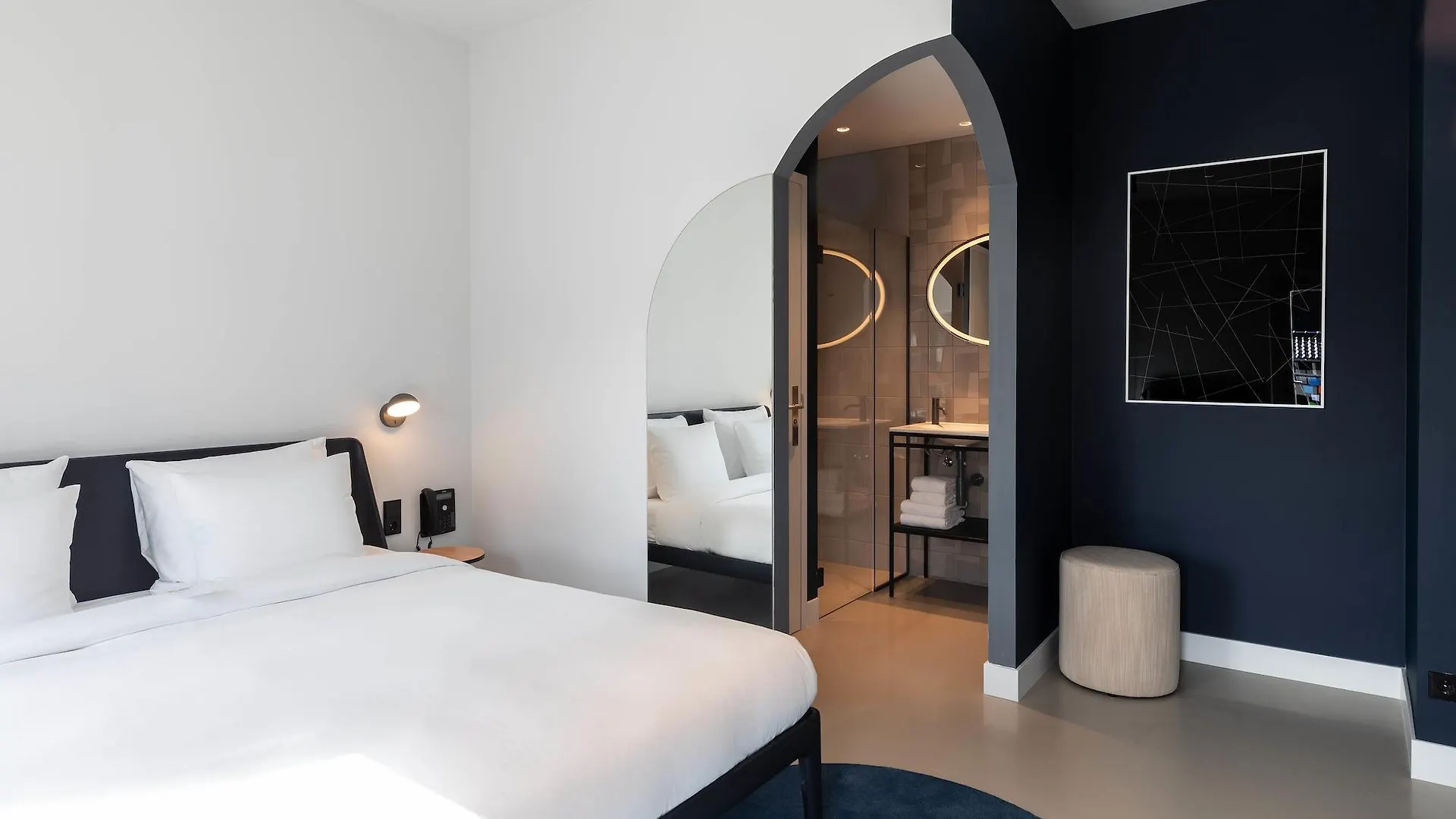 Conscious Hotel Museum Square Amsterdam 4*,