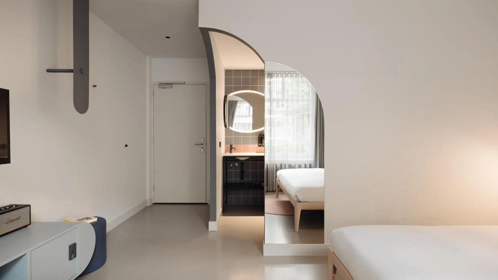 Conscious Hotel Museum Square Amsterdam 4*,