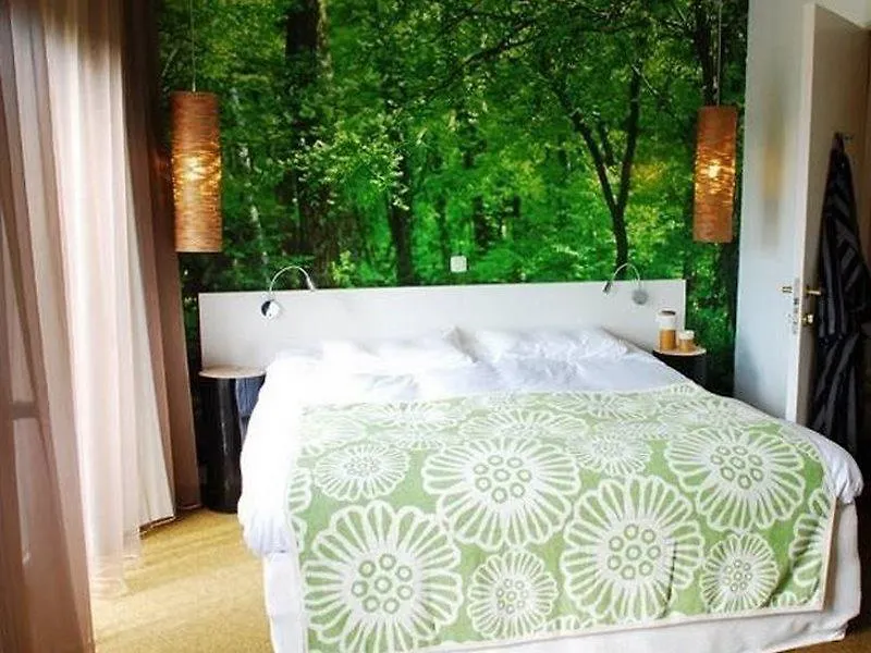 Conscious Hotel Museum Square Amsterdam 4*,